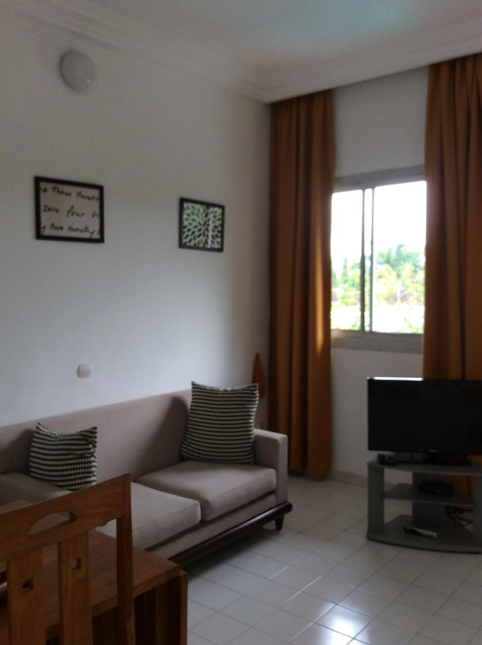 Residence Le Flamboyant أبيدجان المظهر الخارجي الصورة
